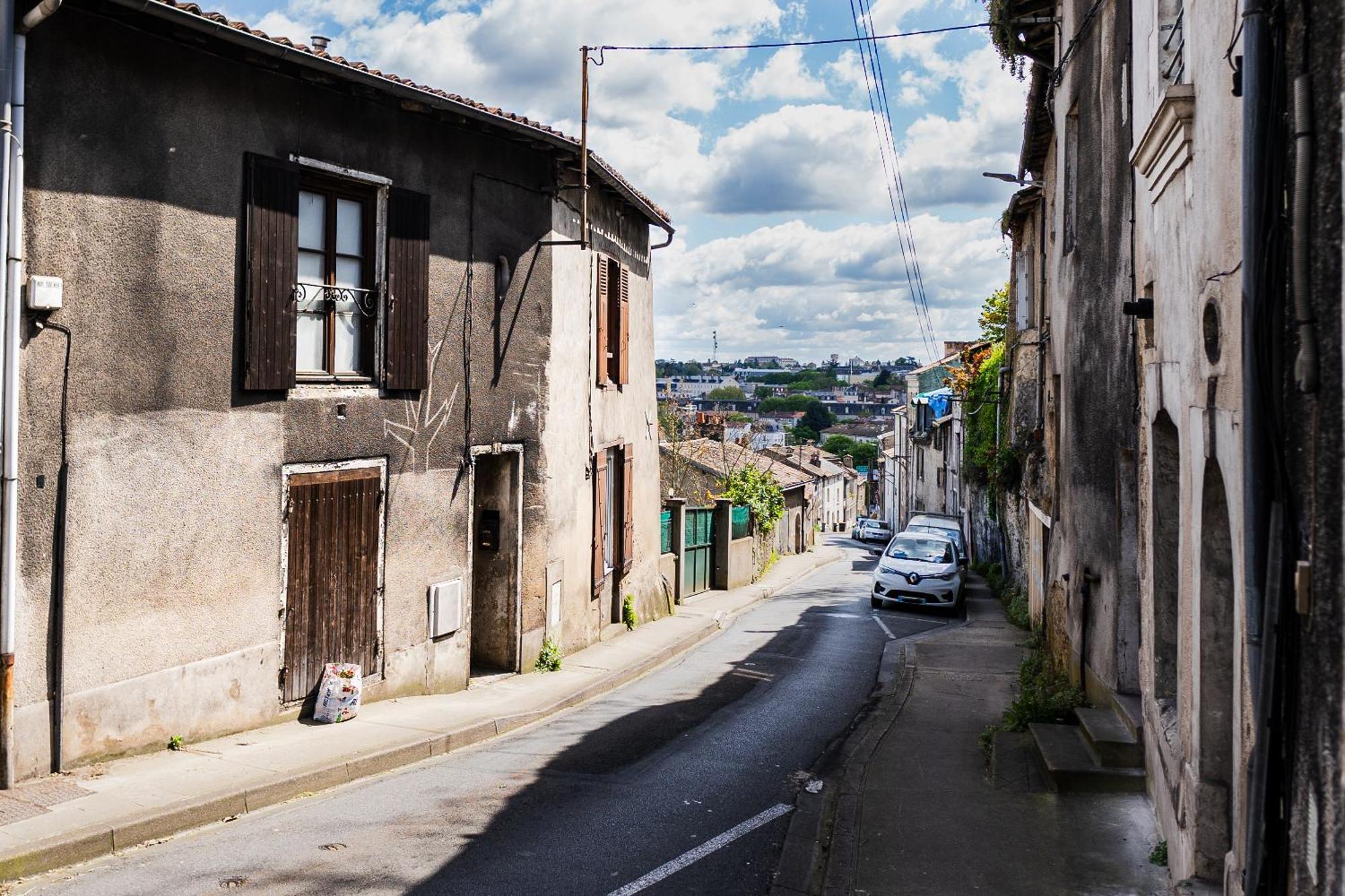 Le Charmant Accueil Viennois/T2/Wifi/Cosy/Parking Appartement Poitiers Buitenkant foto